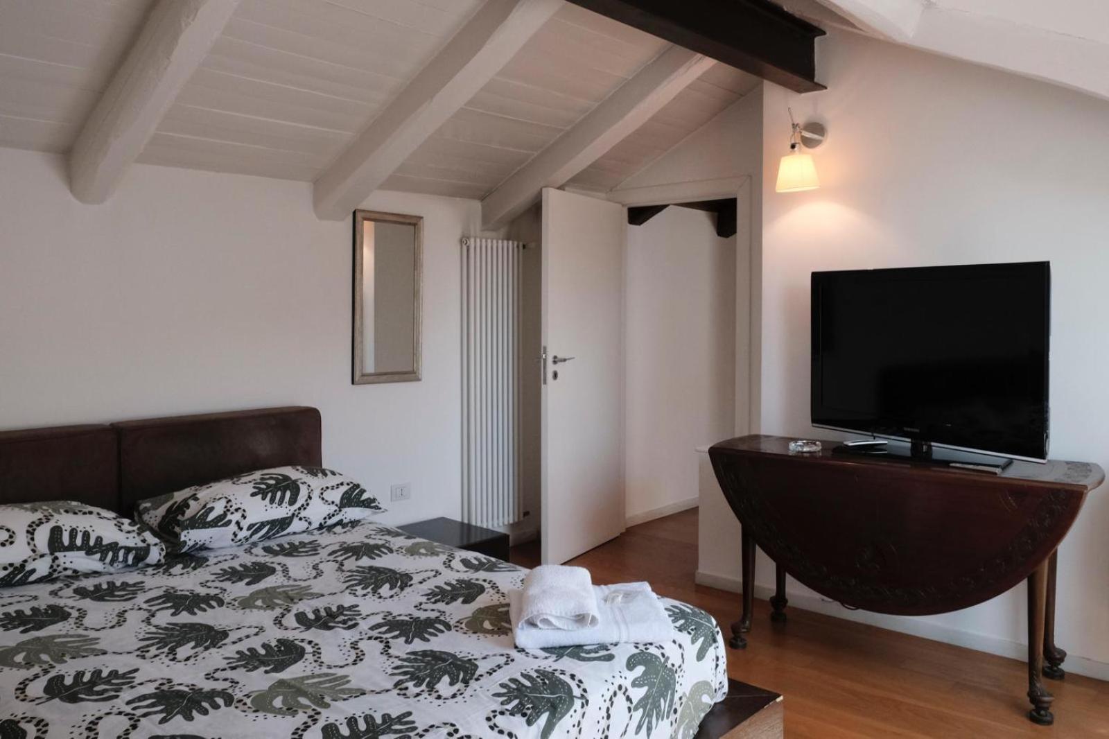 Casa Maria In Centro Storico Hotel Salerno Bagian luar foto