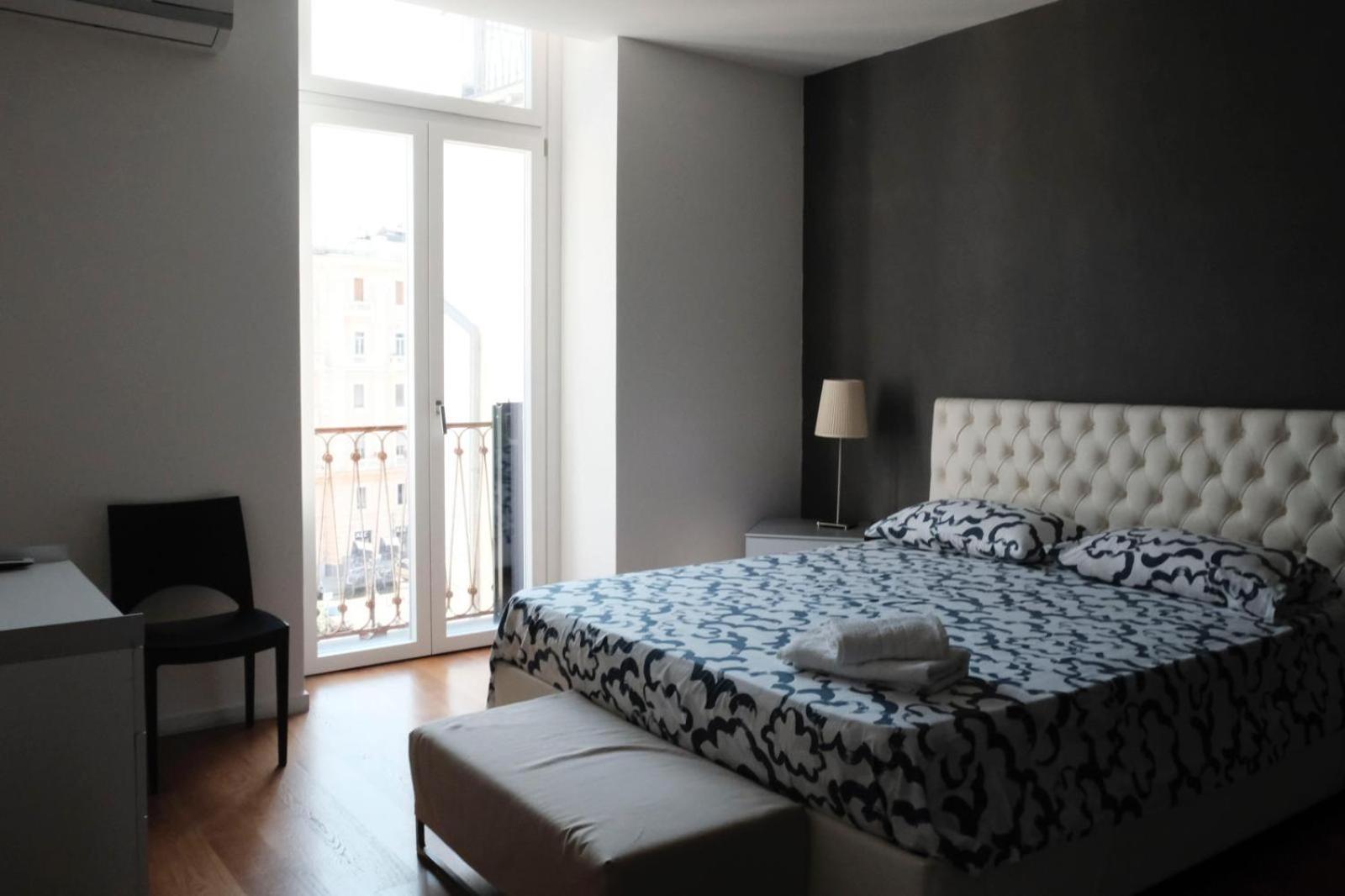 Casa Maria In Centro Storico Hotel Salerno Bagian luar foto
